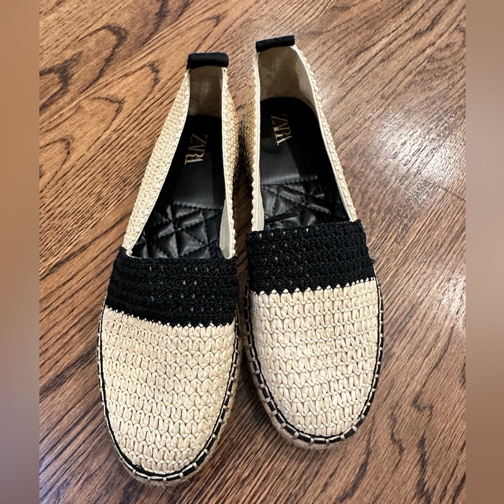 Brand new Zara espadrilles, beige and black size 39